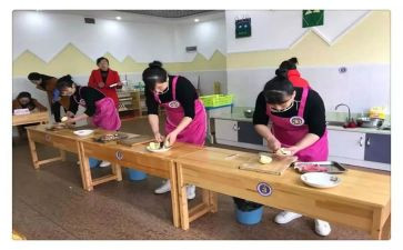 保育员师的自查报告6篇