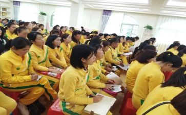 保育员师的自查报告5篇