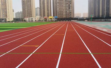 学校操场作文400字8篇