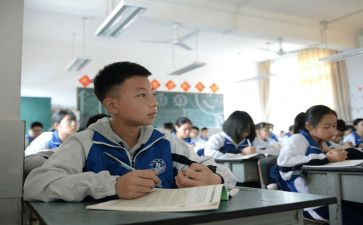初中生活作文600字参考7篇