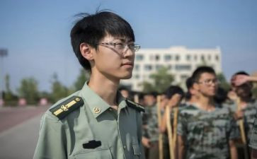 小学优秀辅导员事迹6篇