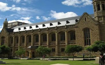 大学自我鉴定800字参考7篇