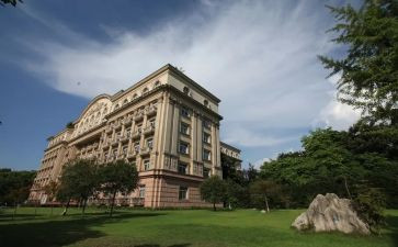 大学毕业前的自我鉴定参考6篇