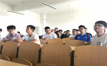 大学班级事迹8篇