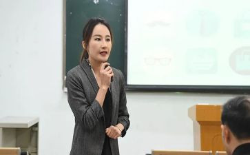 讲师述职报告8篇