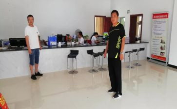 社区居委的工作报告7篇