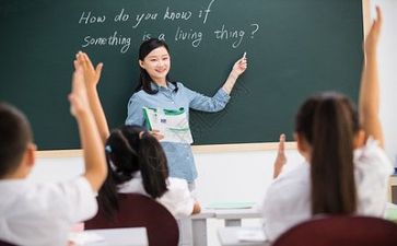 老师背我的作文7篇
