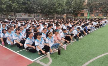 小学六年级班主任述职报告6篇