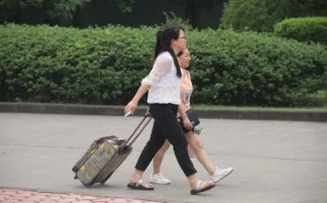 高中离校申请书5篇