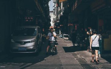 在人间读后感800字推荐6篇