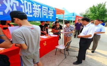 文明入校园倡议书模板7篇