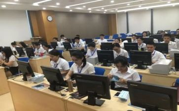 去上机器人课作文优质8篇