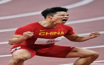 苏炳添感动中国人物事迹6篇