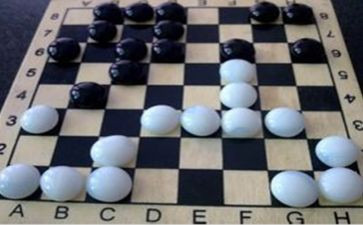 玩跳棋的作文优秀8篇