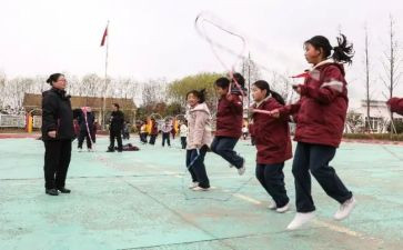 大班体育活动球教案参考7篇