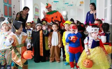 幼儿园万圣节主题活动方案7篇