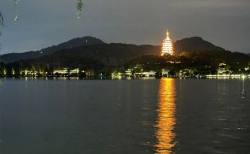 《西湖》教案6篇