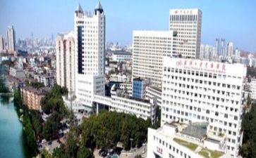在医院工作的述职报告模板5篇