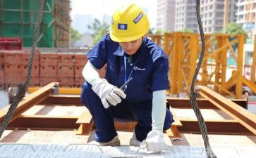 保险公司员工年终总结8篇