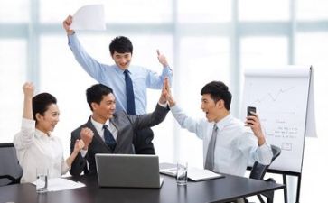 校长年度述职工作报告7篇