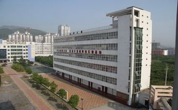 中专生对护理的自我鉴定7篇
